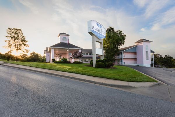 Angel Inn Central (Branson)